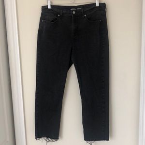 Old Navy Straight Leg Jean